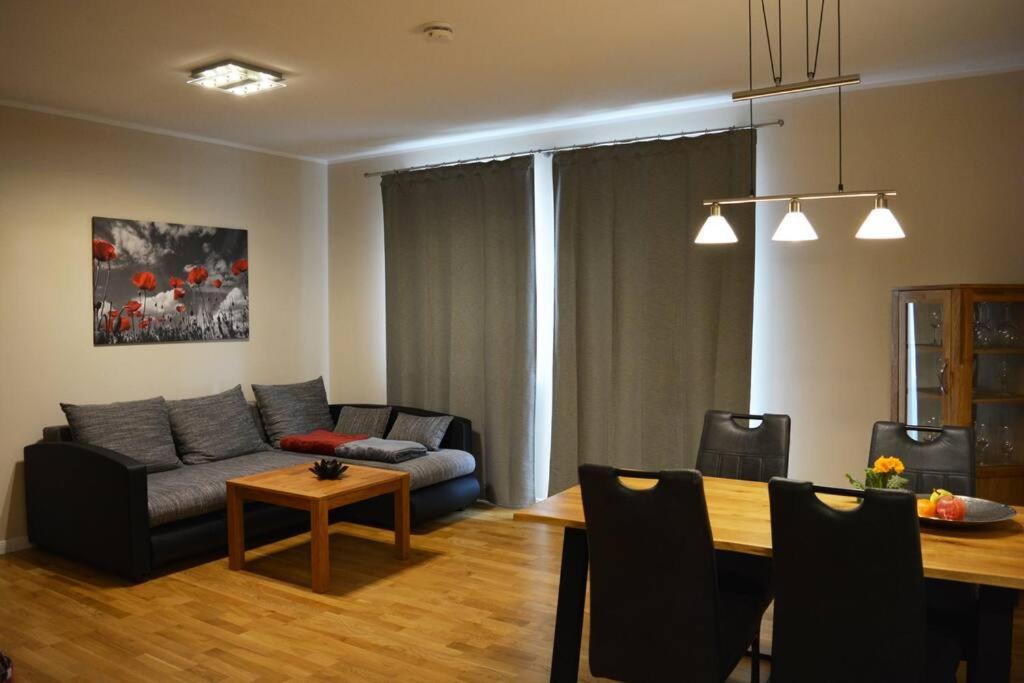 Elbtalblick Im Deutschen Haus * Königstein